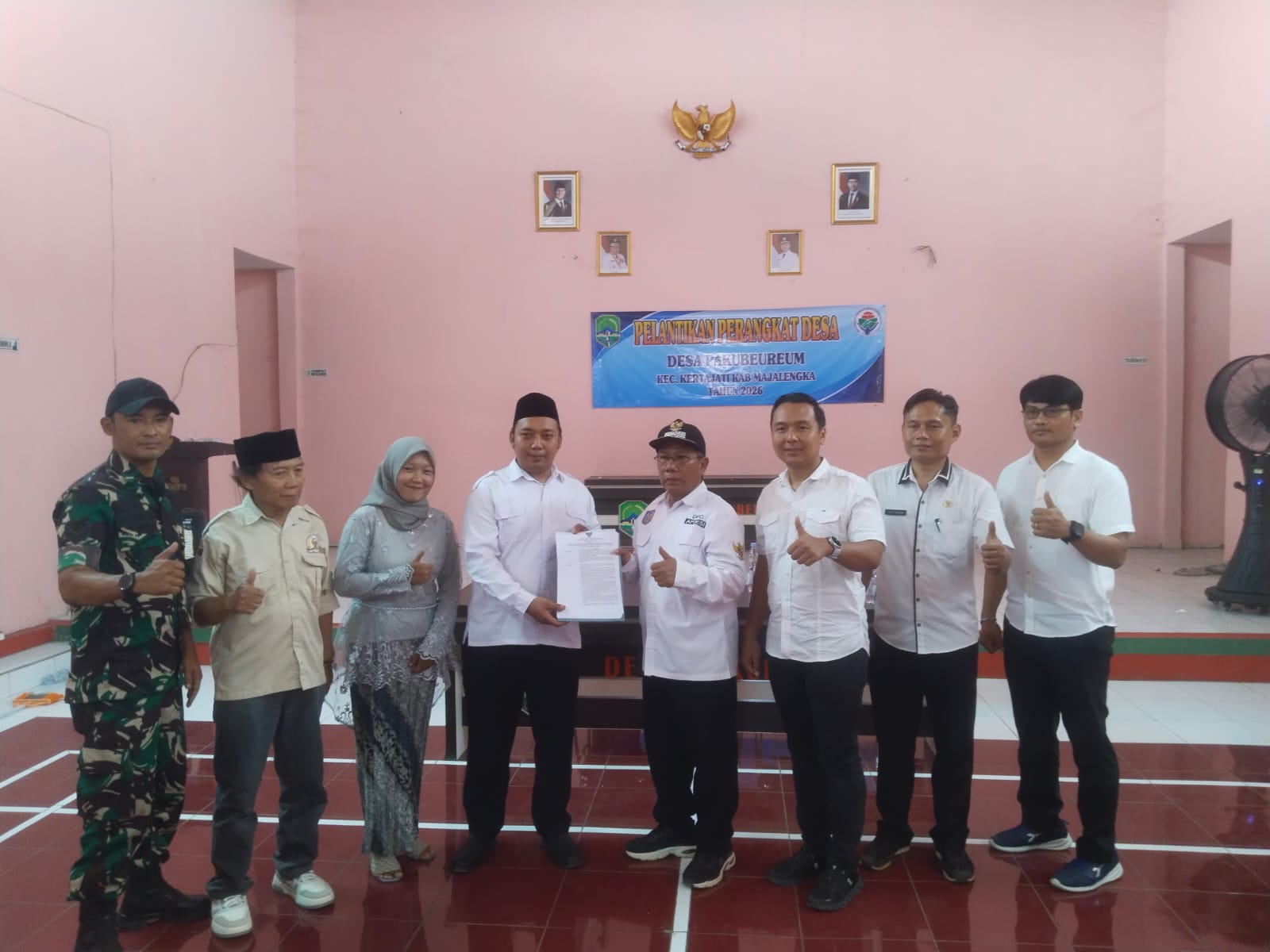 Pelantikan Perangkat Desa Pakubeureum Berlangsung &hellip;